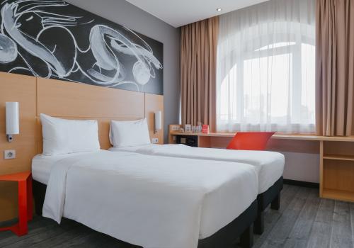Отель Ibis Moscow Oktyabrskoye Pole